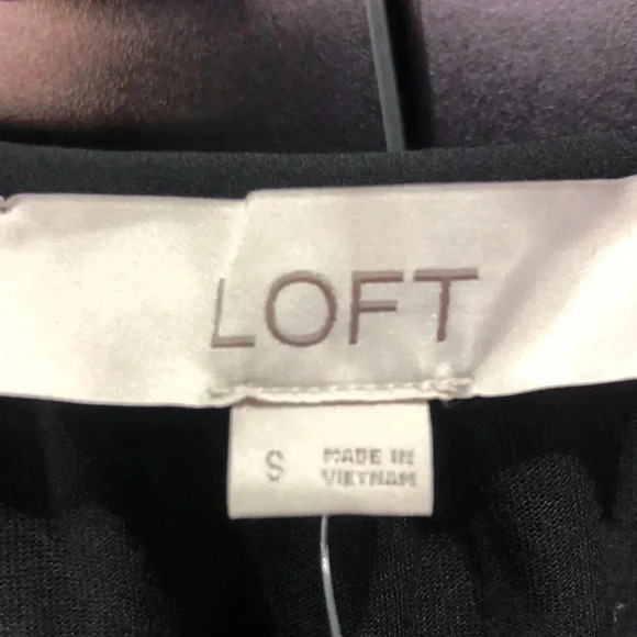 LOFT V-neck keyhole tie,cut out detail shoulder, sleeveless tunic,tank top - Picture 7 of 11